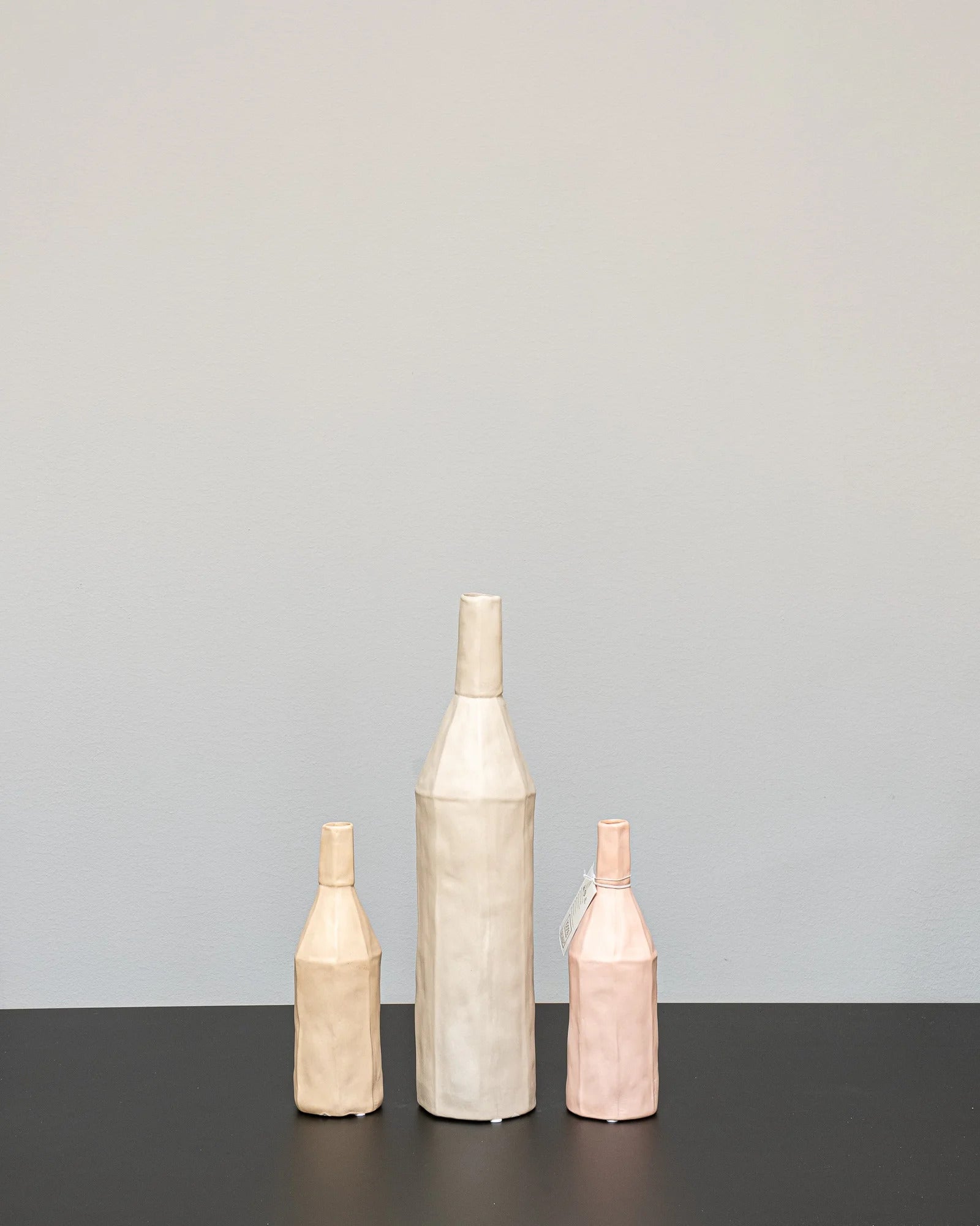 Bottle keramikvas – liten eller stor i variant Small, Matt Beige – keramikvas