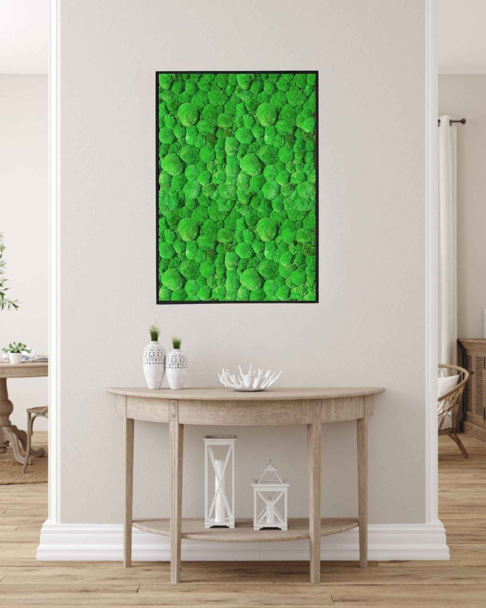 Kvadratisk mosstavla med bollmossa som grön väggdekoration för inomhusmiljö – 50×70 cm