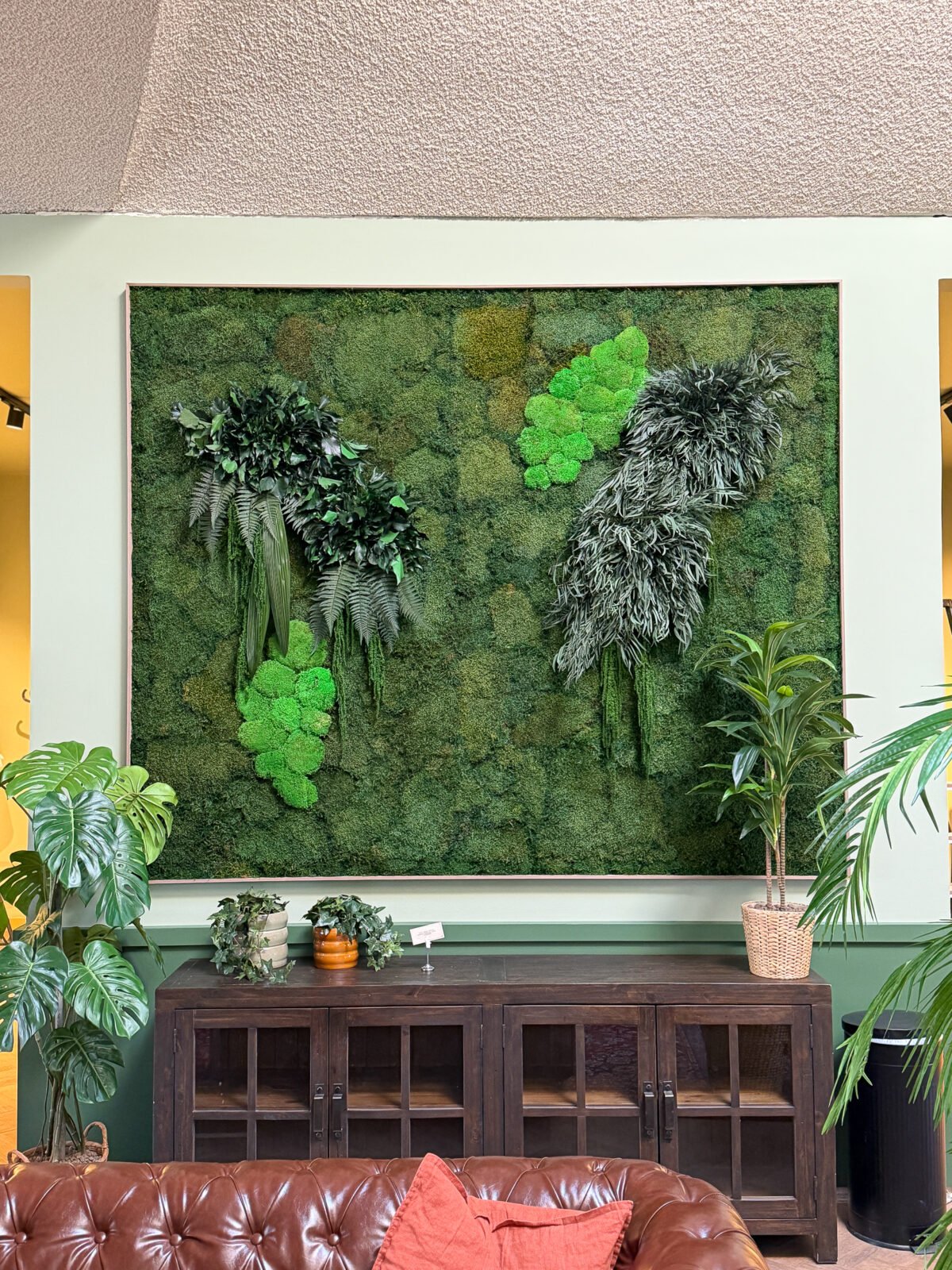 Exklusiv mosstavla på kontor